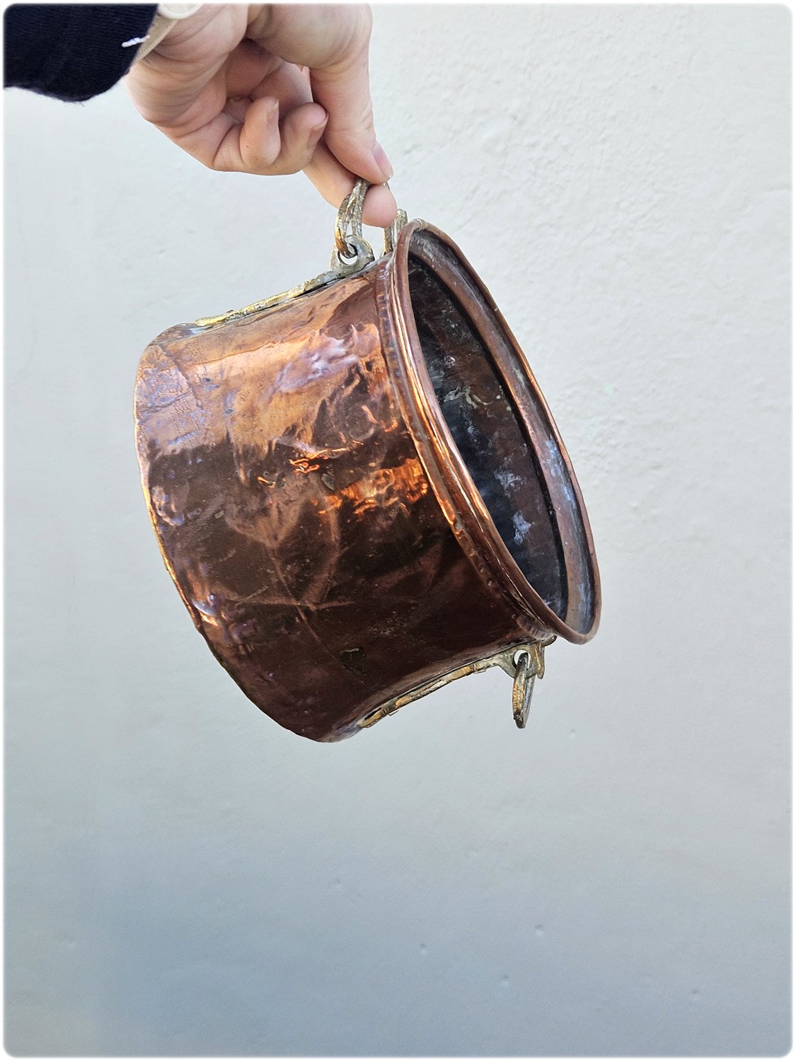 Copper cauldron pot