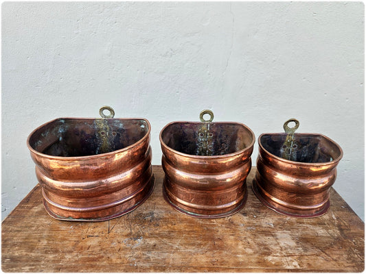 Graduated set of 3 copper and brass wall pocket planters