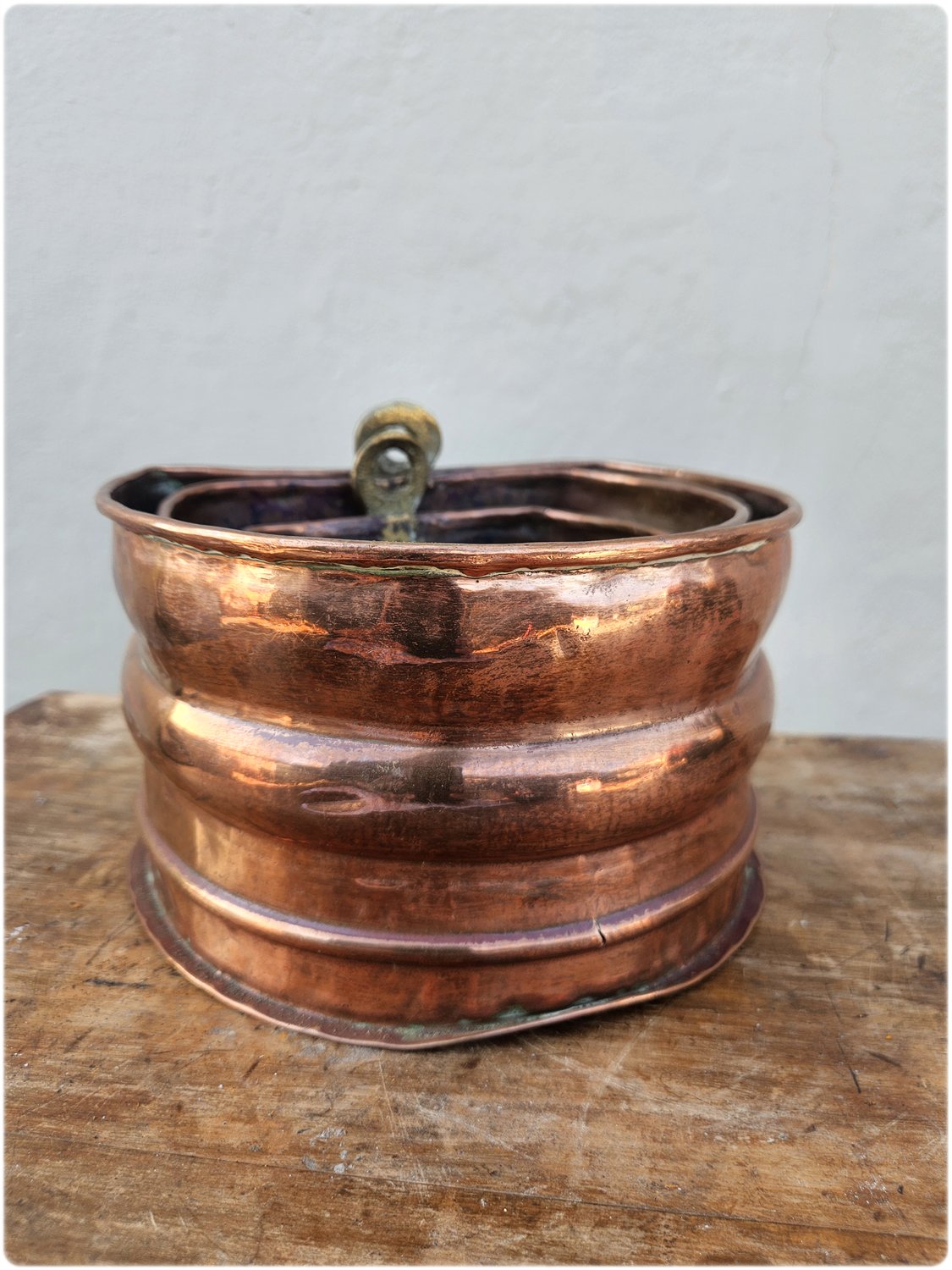 Graduated set of 3 copper and brass wall pocket planters