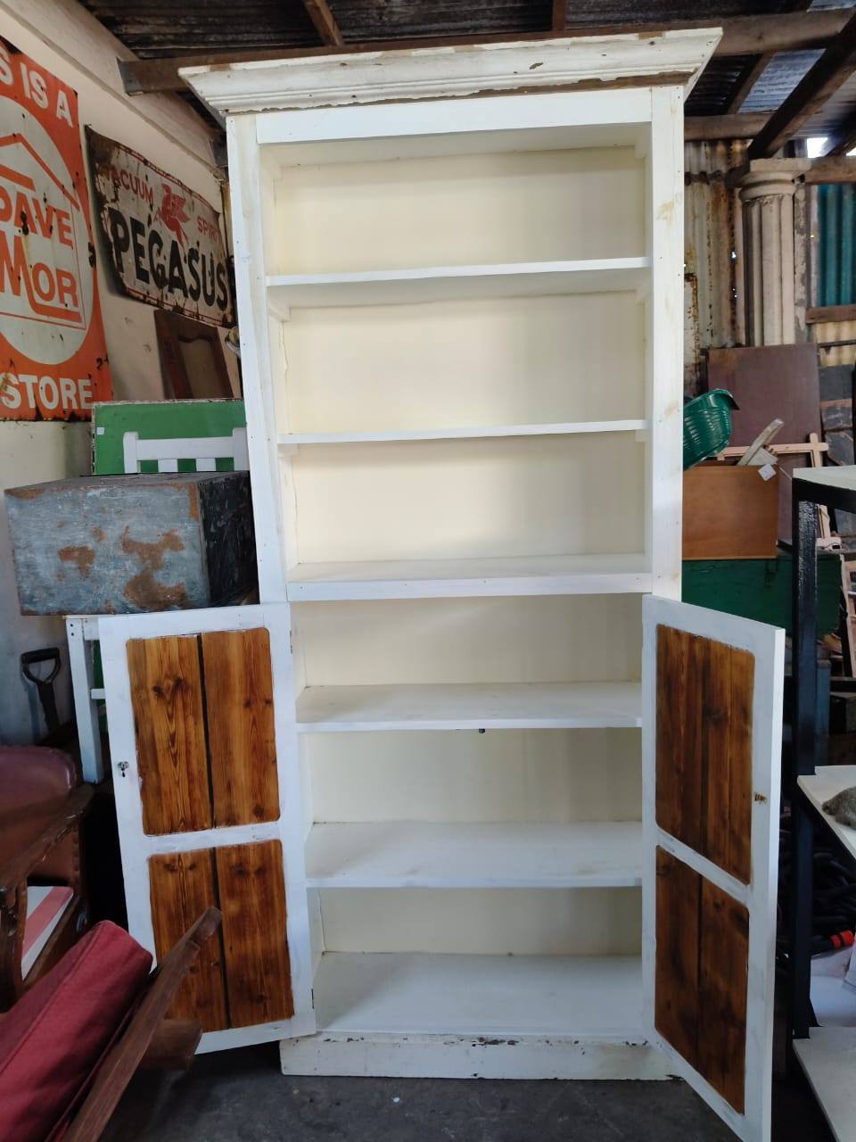 Tall shelving cabinet