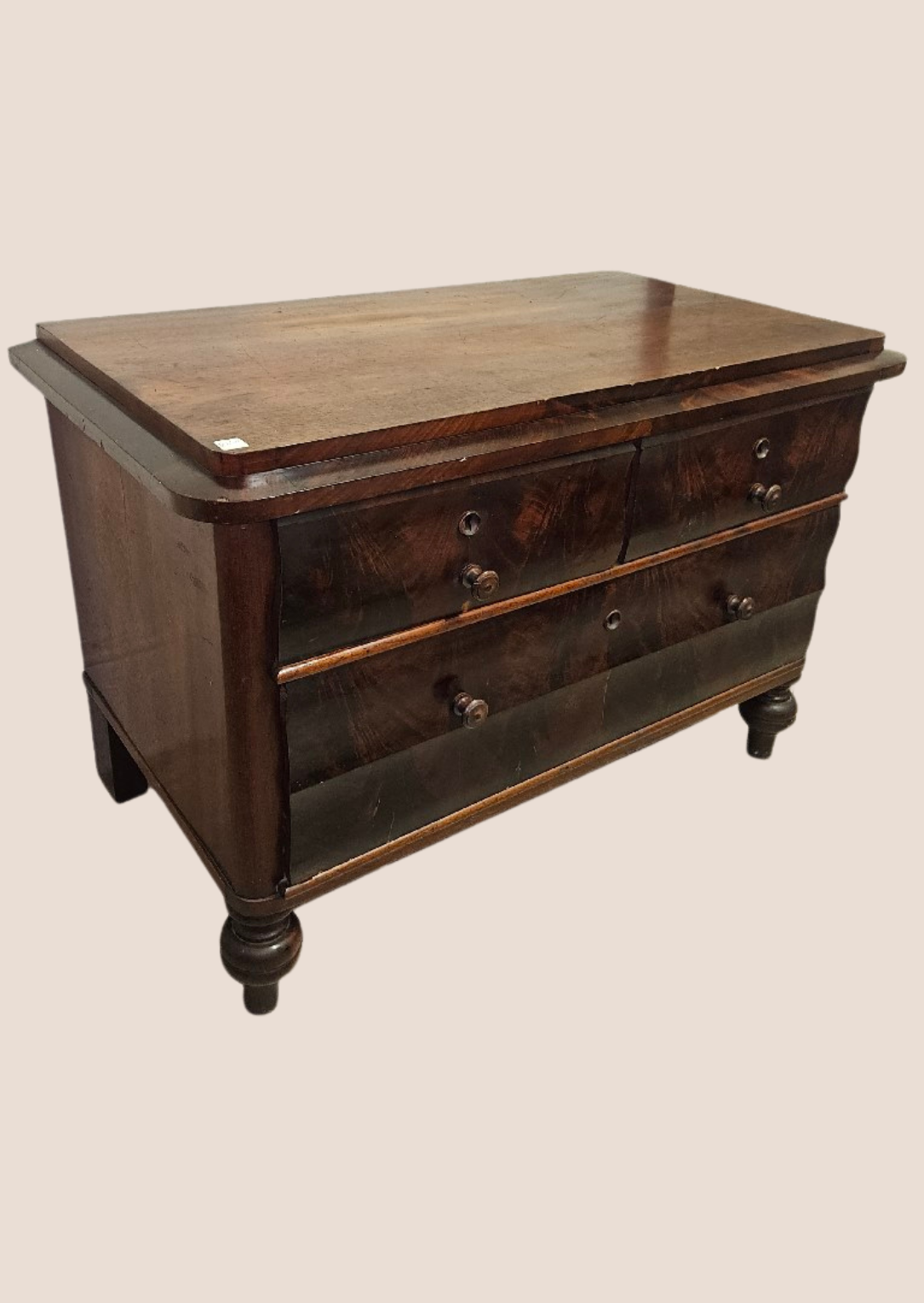 Victorian Mahogany chest of drawers