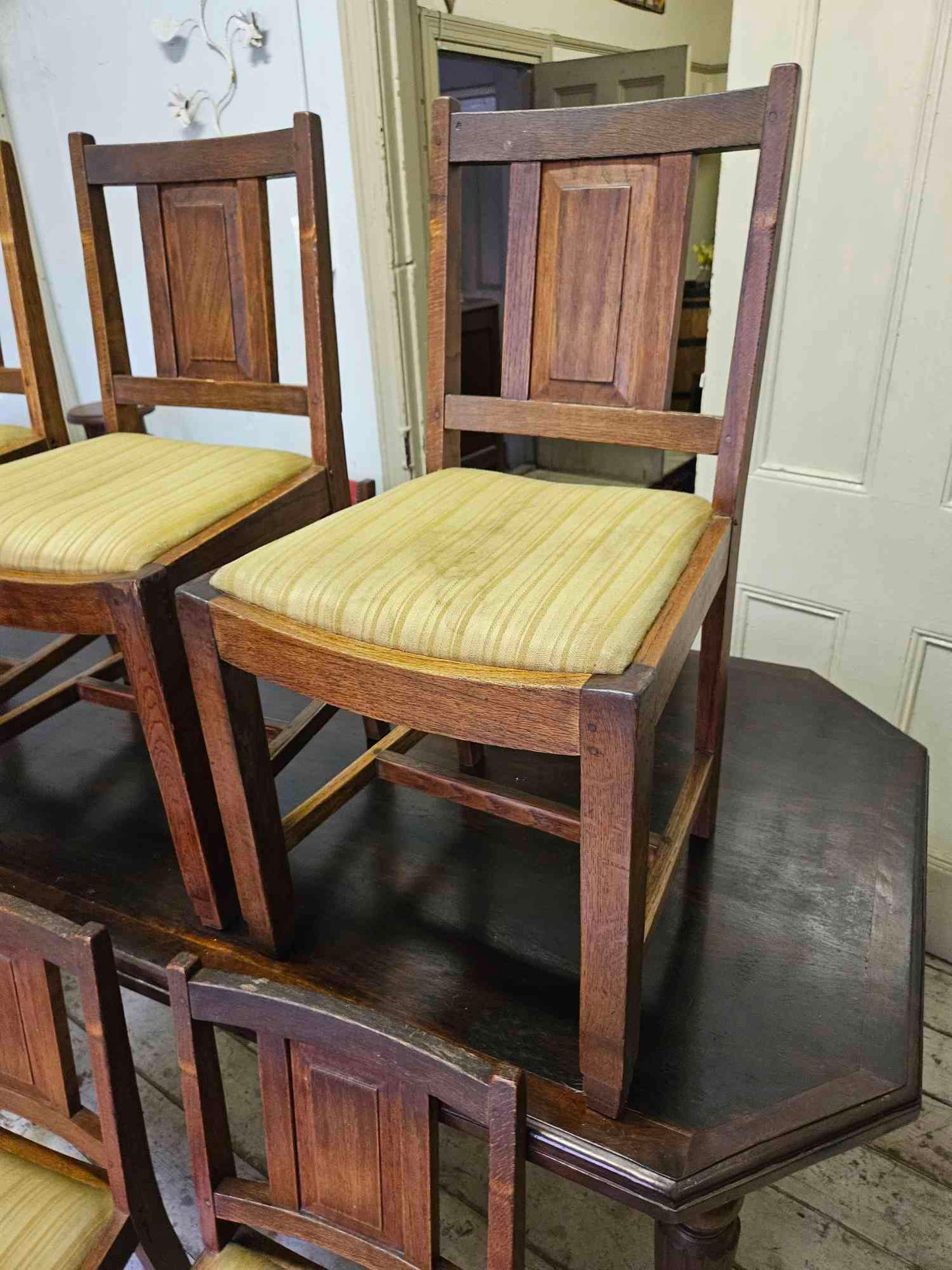 Set 6 dining room chairs