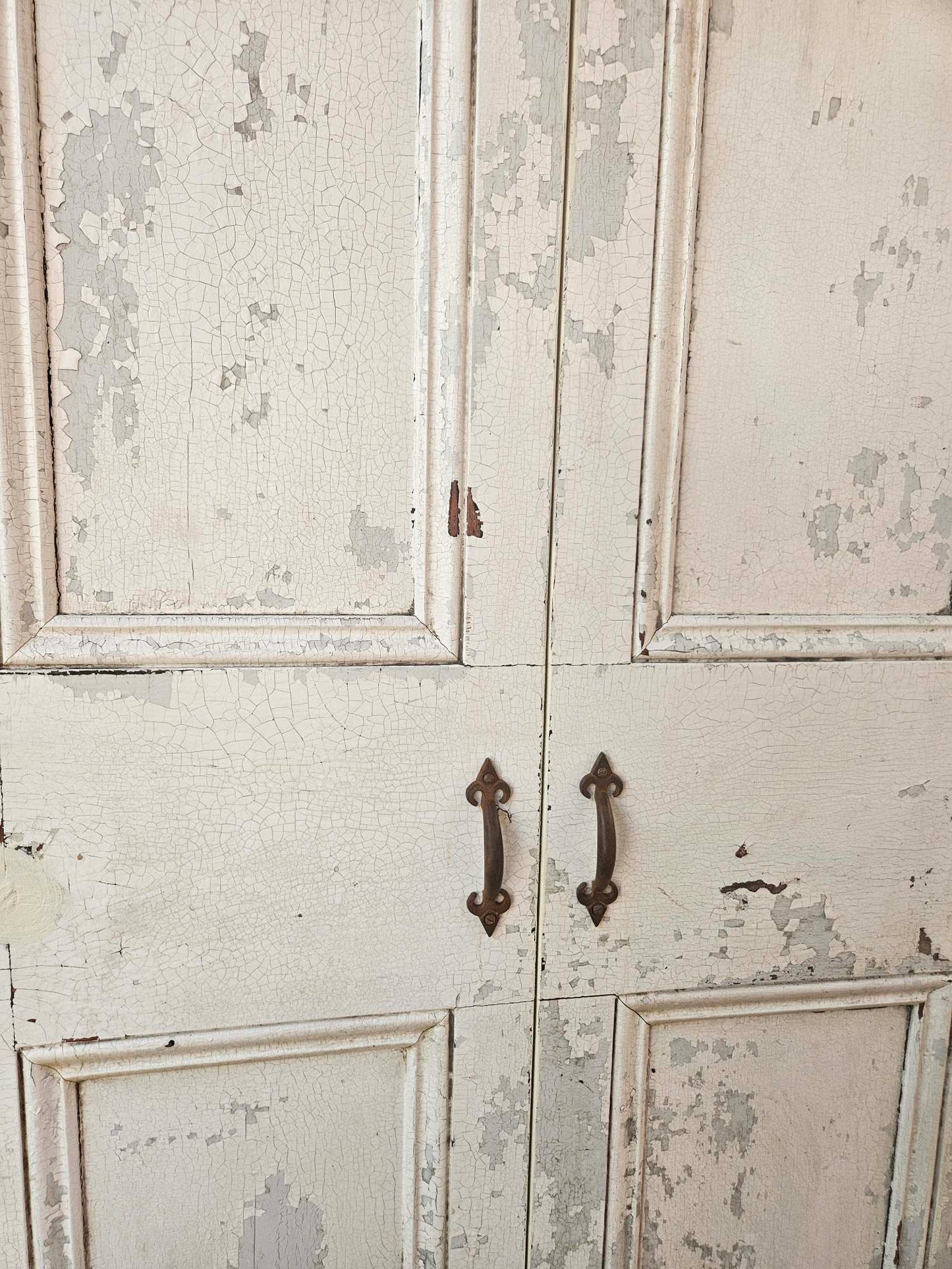 Rustic linen cupboard