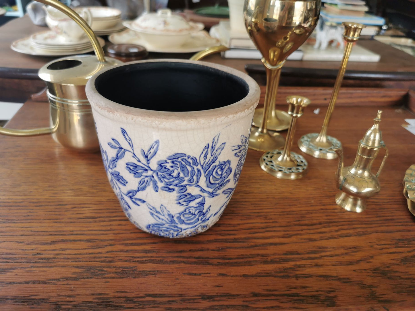 Ceramic plant pot - blue roses