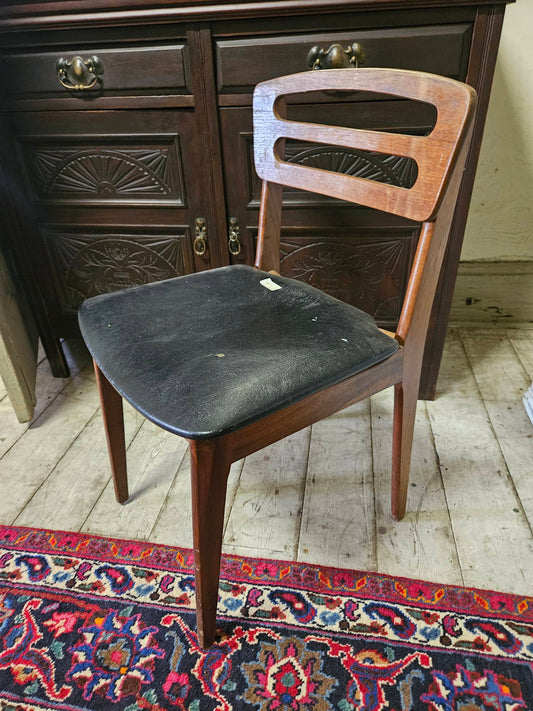 Single mid-century chair