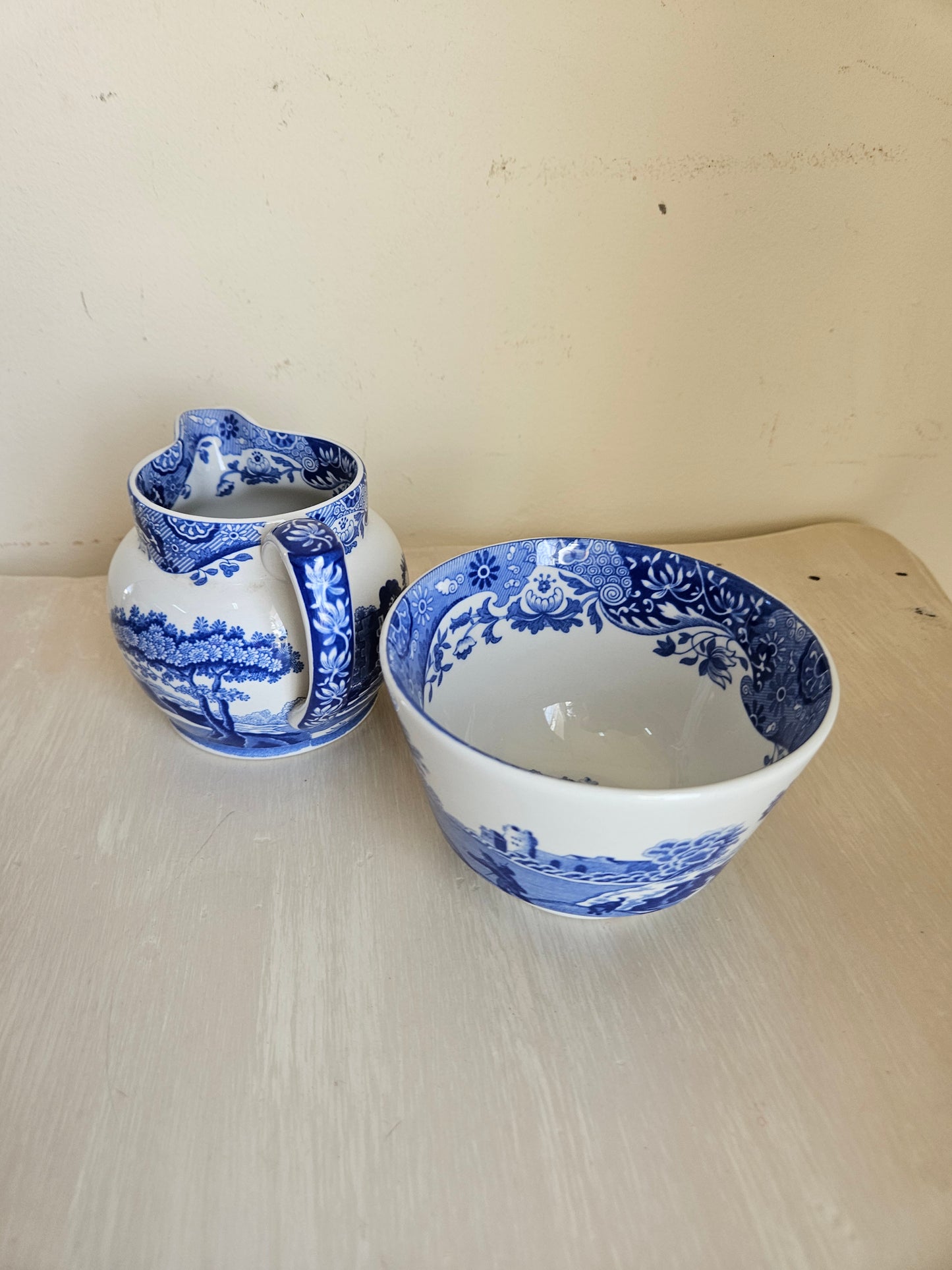 Spode milk jug and sugar basin