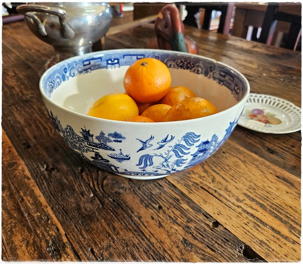 Pair of Wedgwood blue and white bowls
