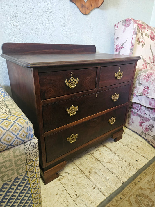 Small imbuia chest of drawers