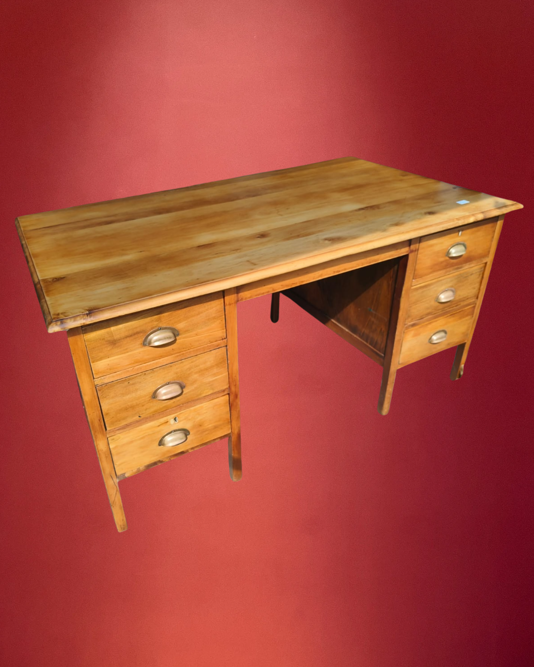 Refurbished desk