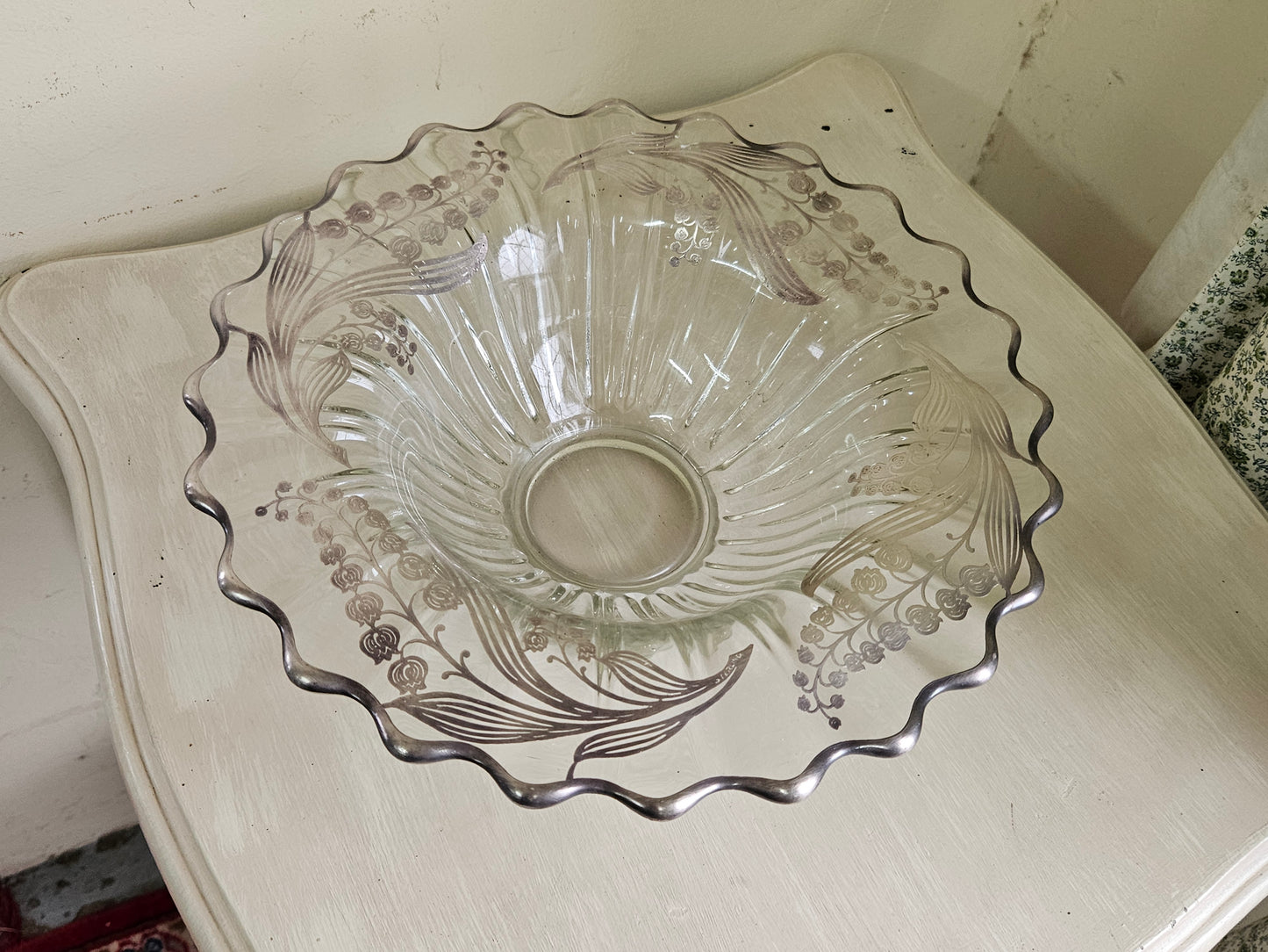 Glass bowl with Sterling silver overlay