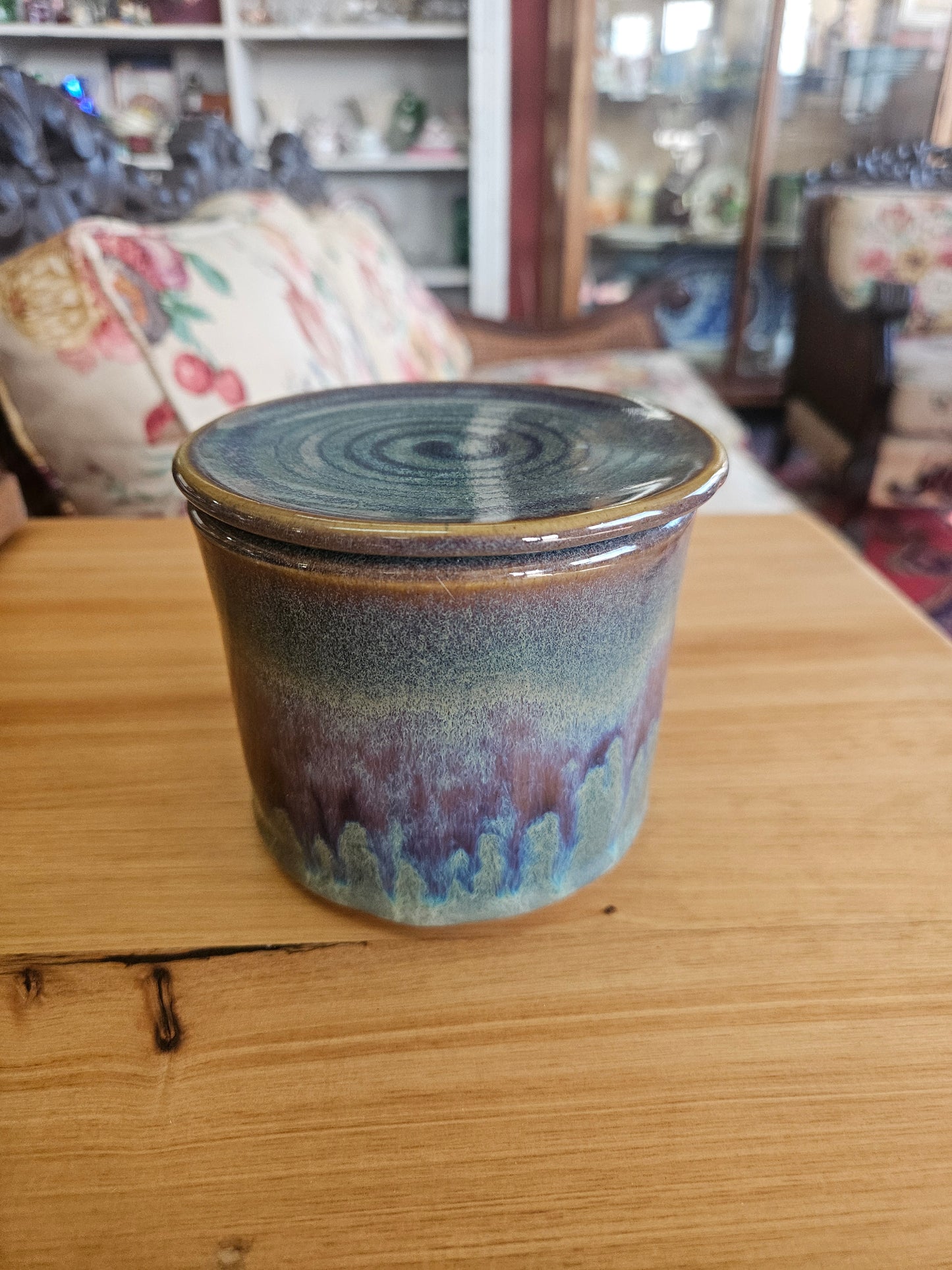 Pottery butter bell