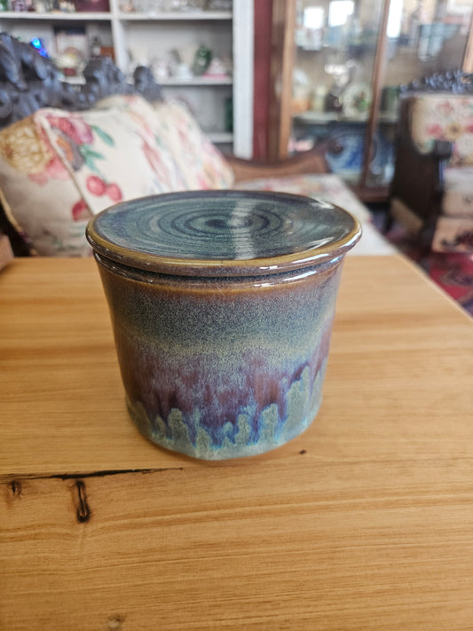 Pottery butter bell