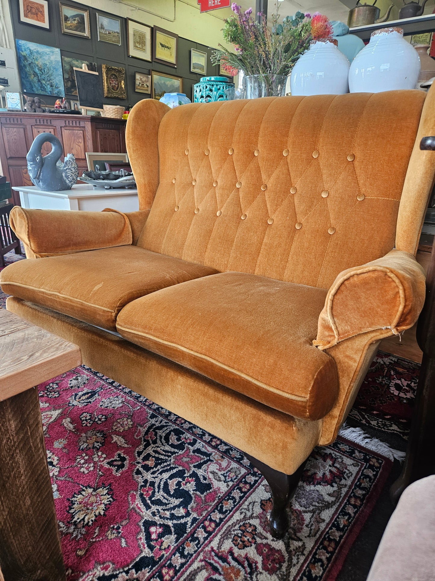Wing back couch