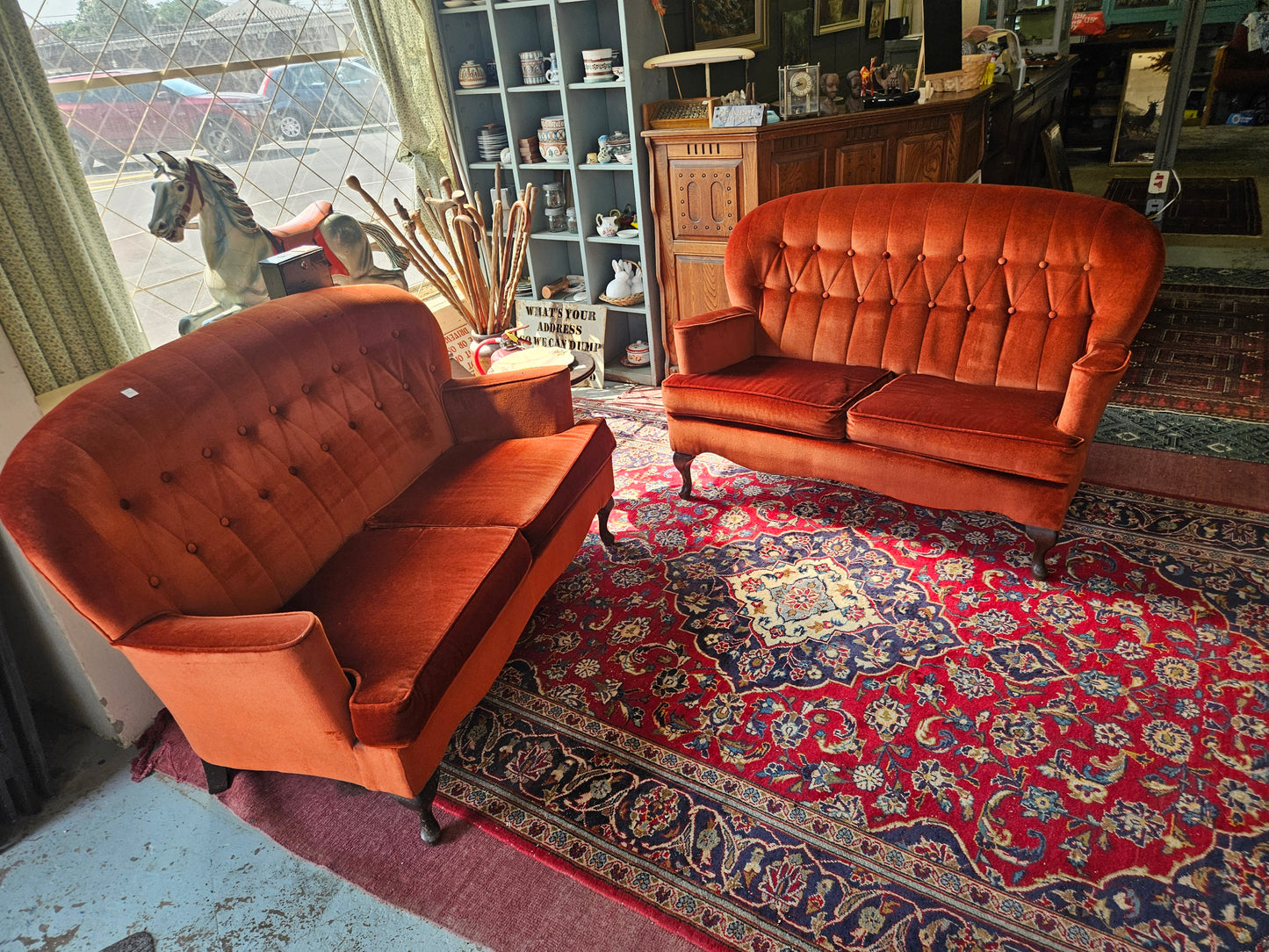 Queen Anne Lounge Suite
