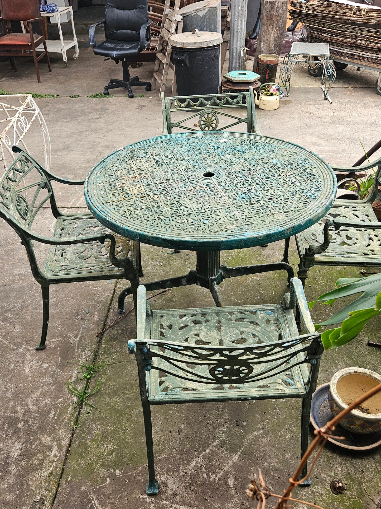 Patio set