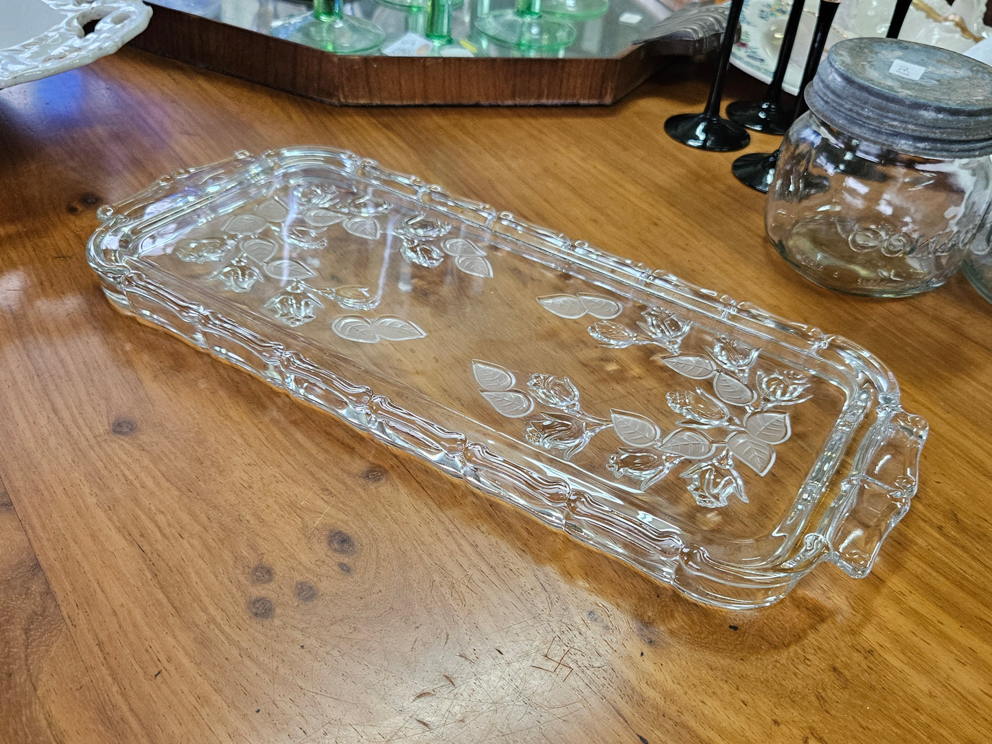 Glass tray