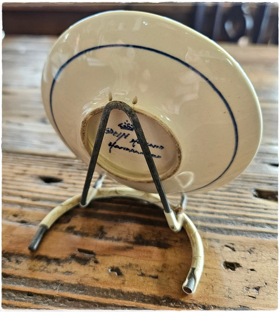 Miniature Delft Plate