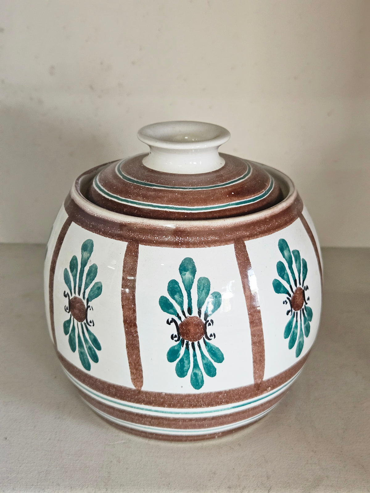 Lidded jar by the Old Jar pottery