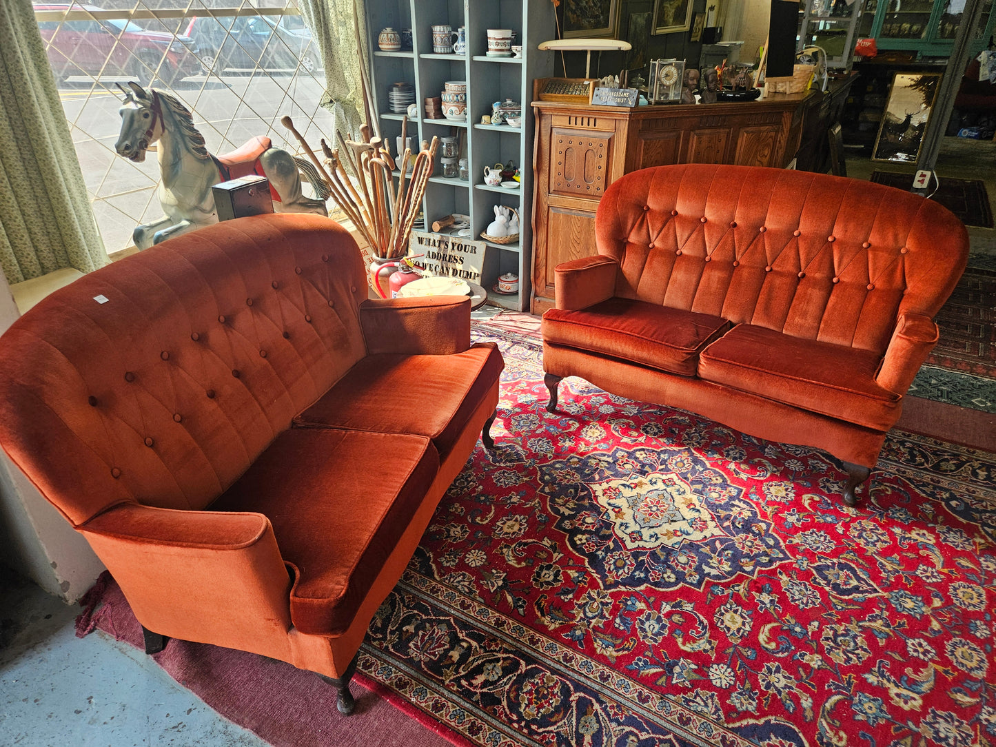 Queen Anne Lounge Suite