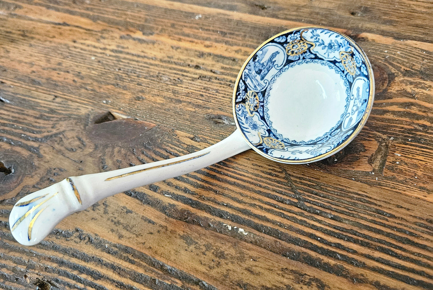Ceramic ladle