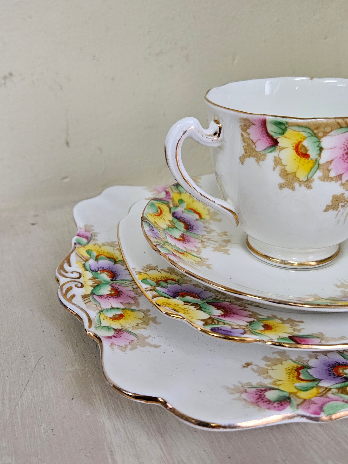 Royal Standard Part teaset