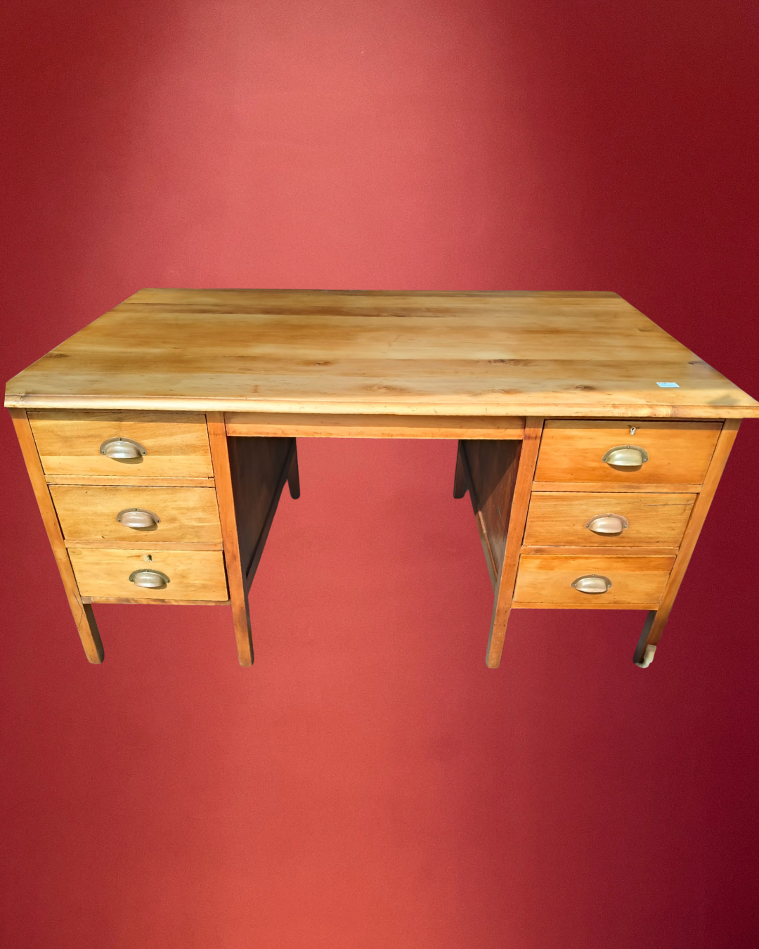 Refurbished desk