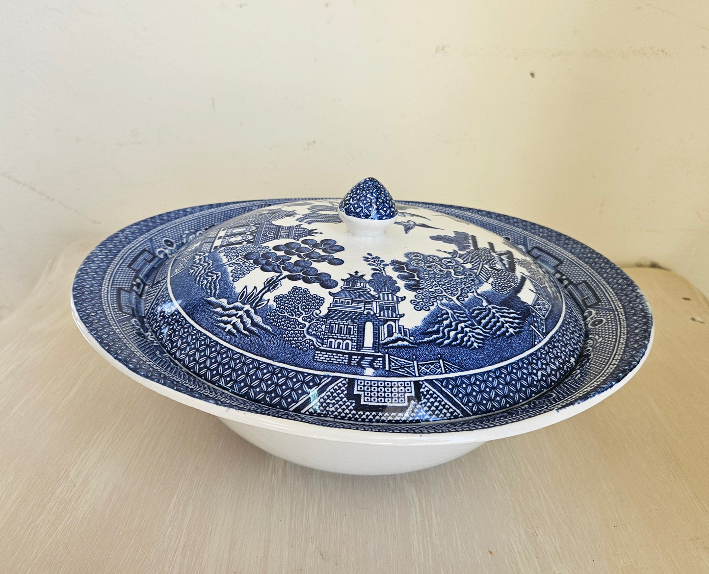 Pair of tureens