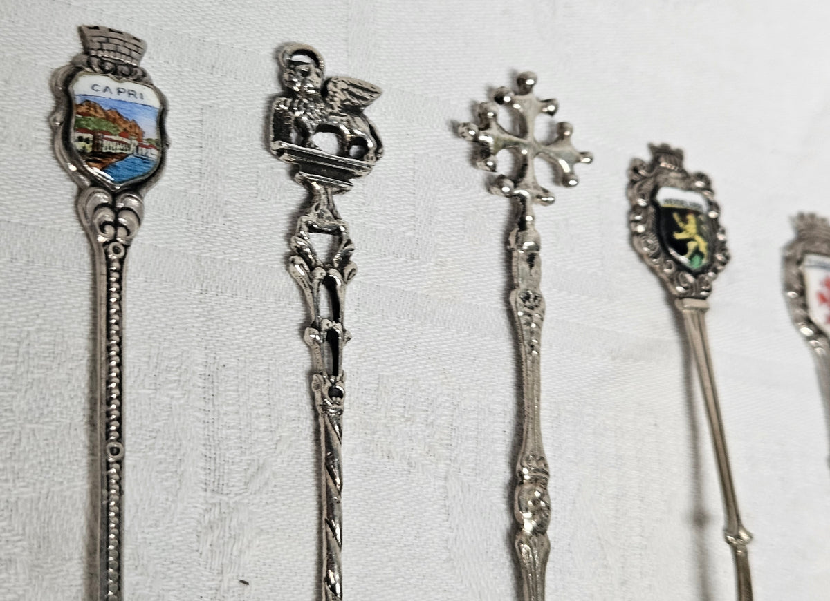 10x souvenir spoons