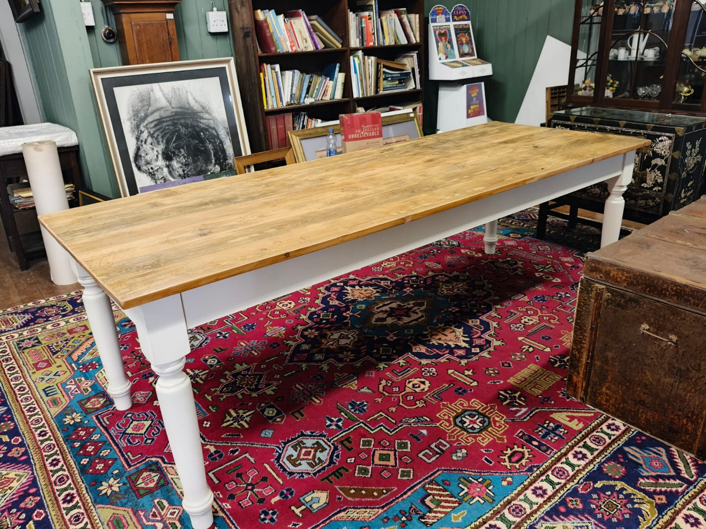 Oregan dining room table