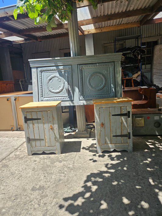 Rustic grey headboard and pedestals set