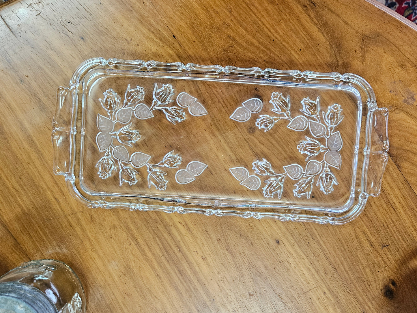 Glass tray