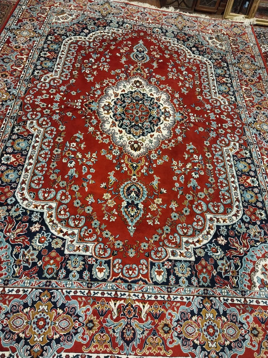 New machine made Persian carpet