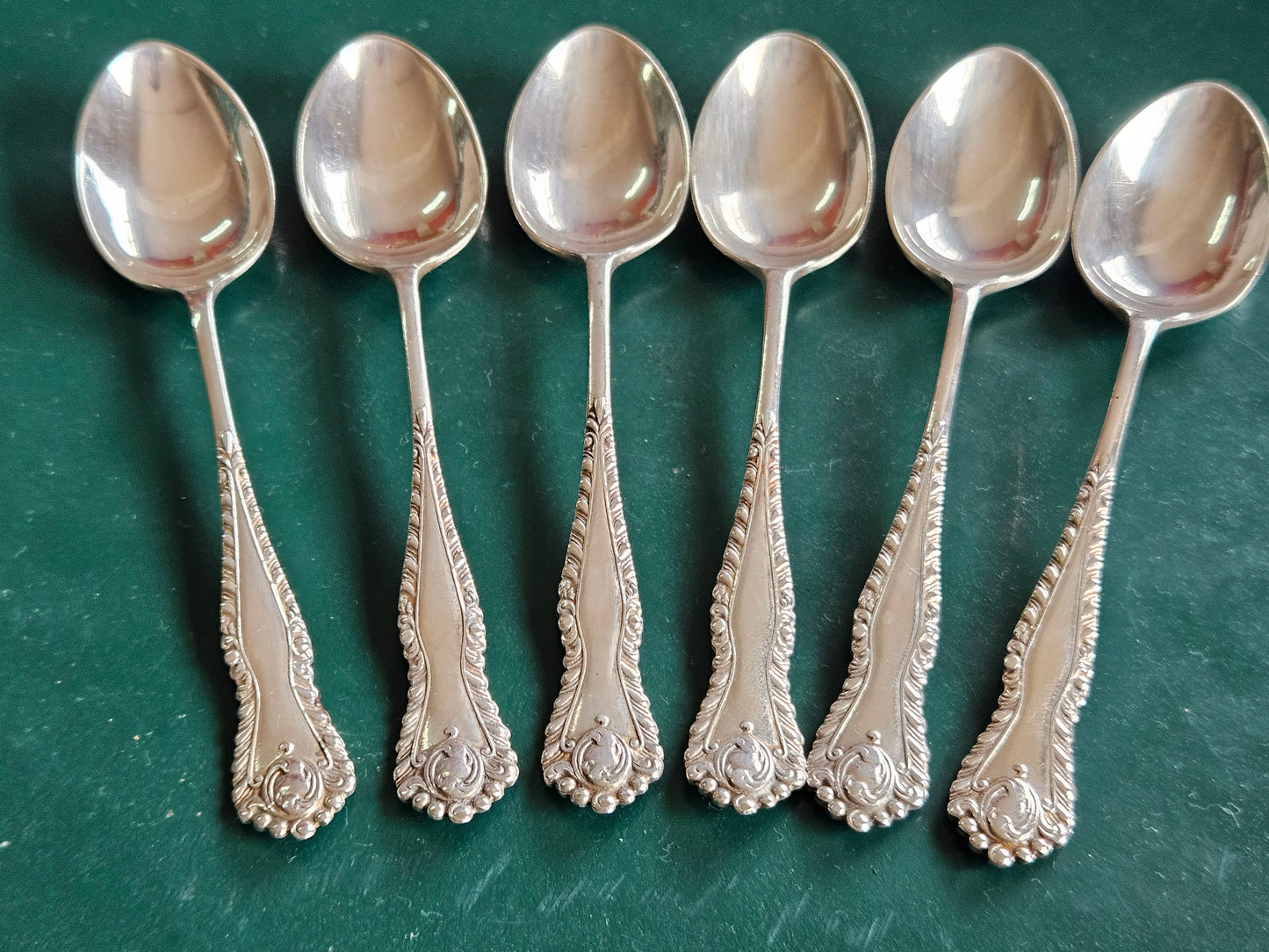 Set of 6 silver plated teaspoons