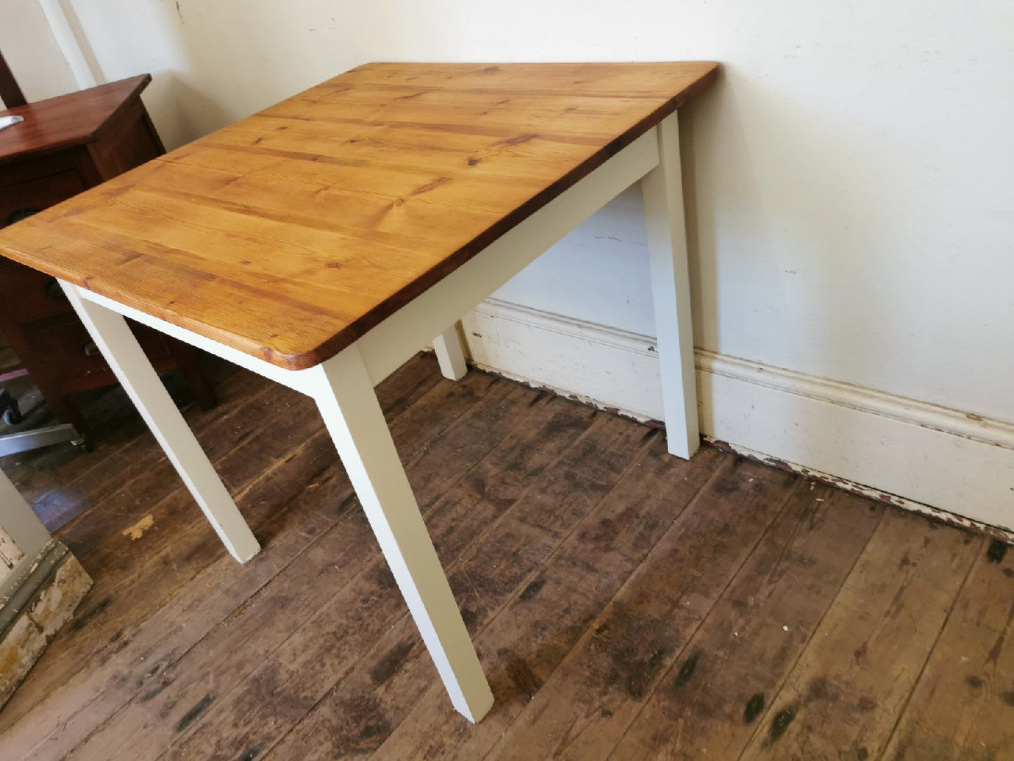 Square table with painted legs